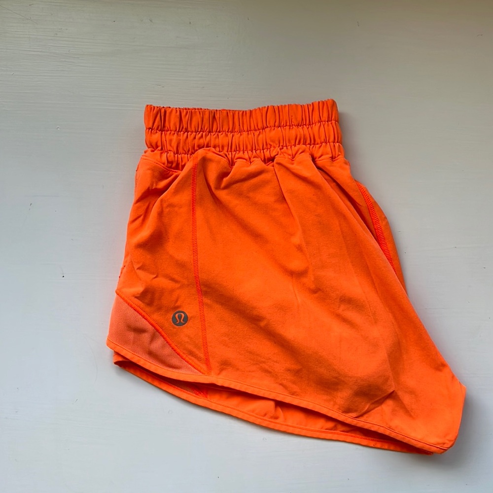 lululemon 2.5 inch hotty hot shorts neon orange #lululemon
